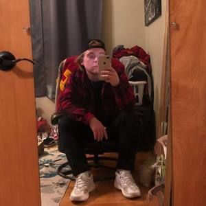 Meet your Posher, Alex